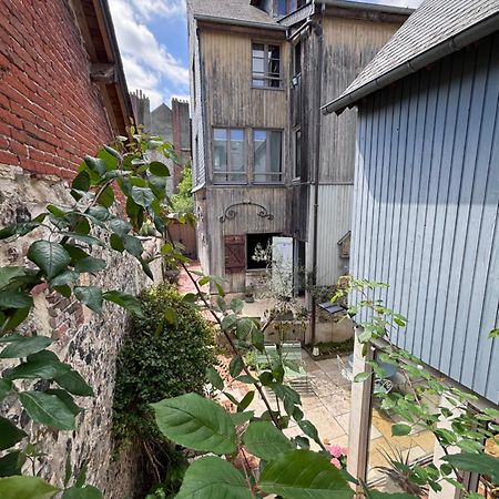ホテル シャンブル シェ ラビタン カプシーヌ オンフルール エクステリア 写真